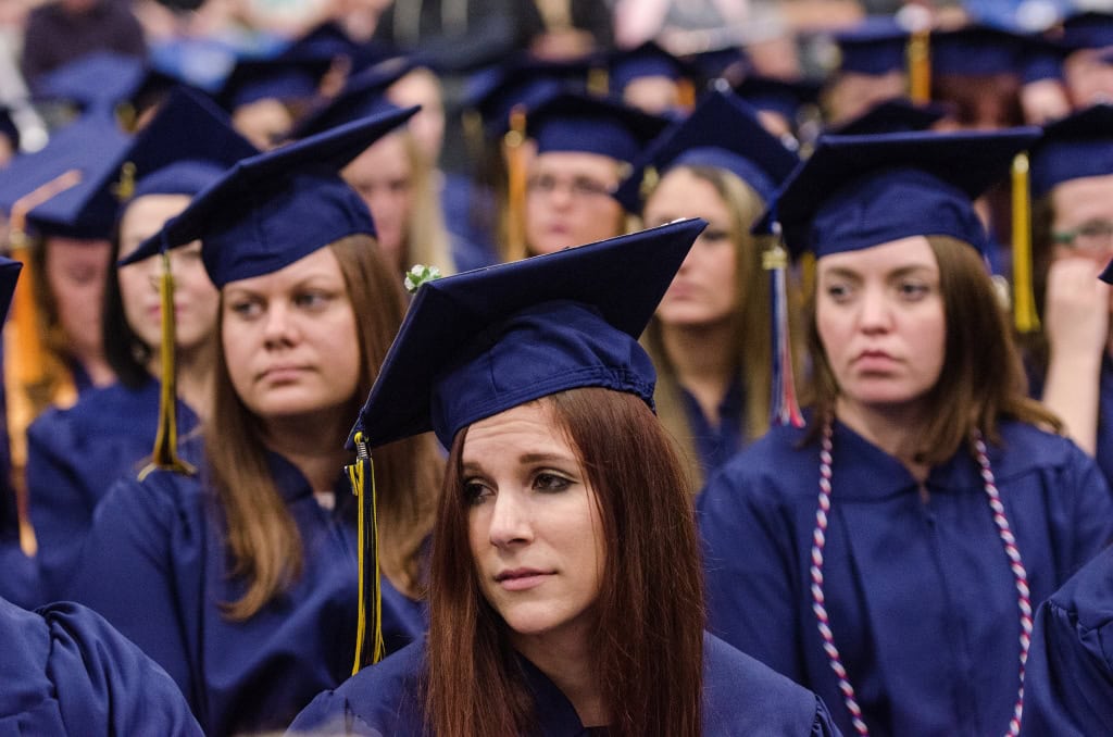 Schoolcraft graduates